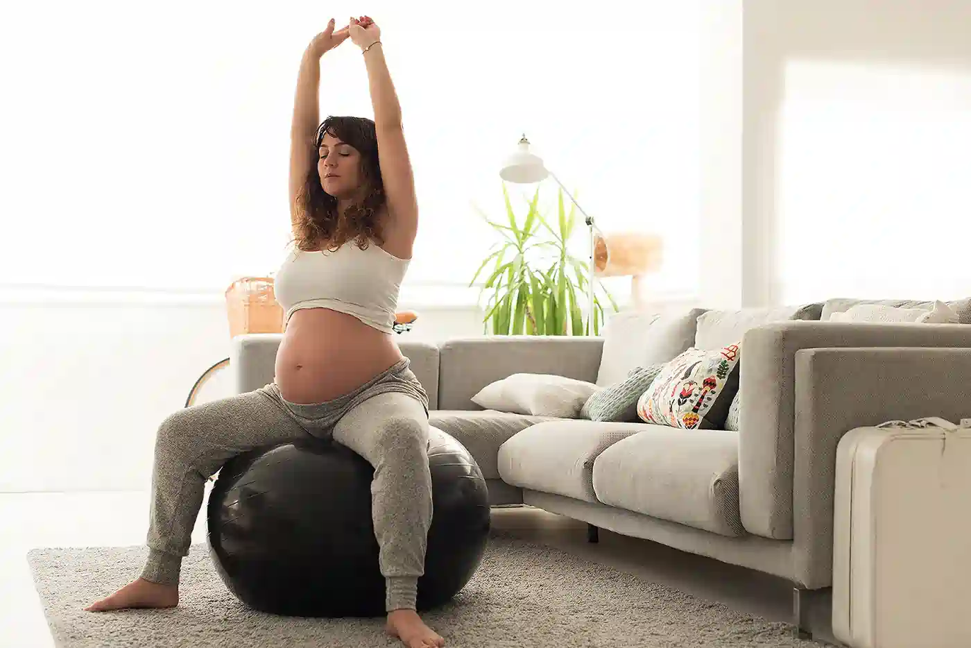 How to Support Your Core Safely During Pregnancy Wales